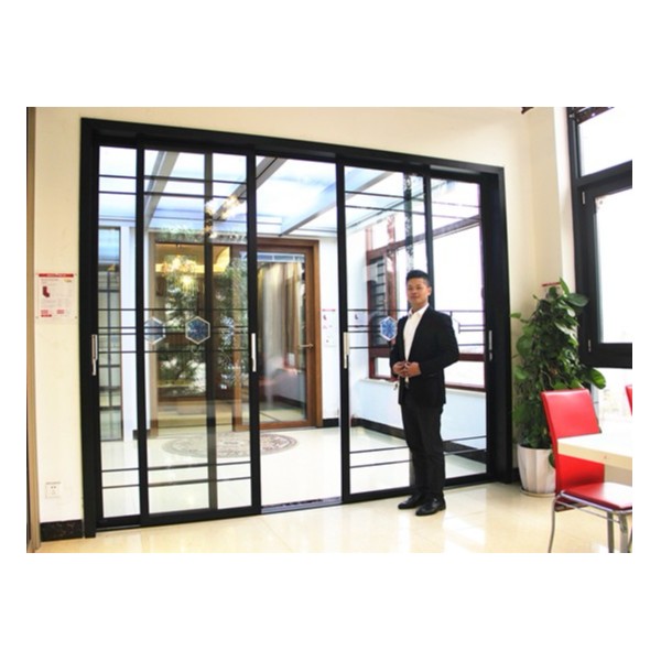 加盟伊盾門窗，實現你發財致富的夢想！