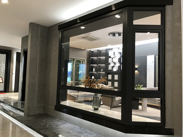 高效隔音門(mén)窗的倡導(dǎo)者：伊盾安全門(mén)窗怎么樣？佛羅倫薩11